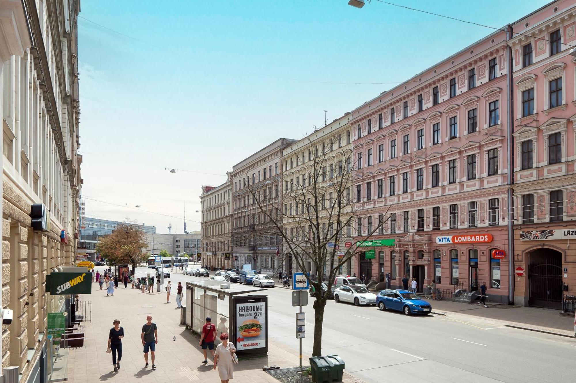 Fantastic Studio Apartment In The Heart Of Рига Екстериор снимка